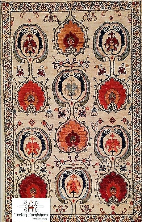Off-white Orange Maroon handmade Suzani Carpet (4x6 ft)