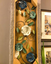 Load image into Gallery viewer, 3D Metallic Vintage Roses Wall Hanging