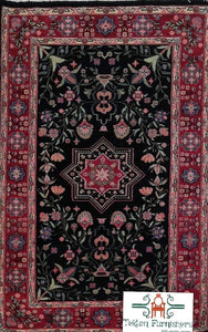 Fine Oriental Handmade Carpet (3x5 ft)