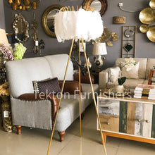 Load image into Gallery viewer, Feathered floor lamp