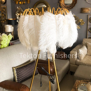 Feathered floor lamp