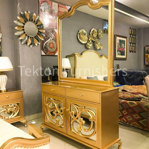 Upholstered Bed set in Sheesham wood.