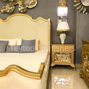 Upholstered Bed set in Sheesham wood.